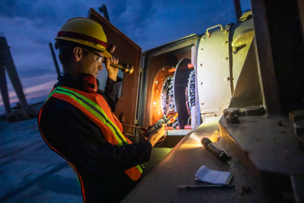 Best Affordable Electrician  in Willowick, OH